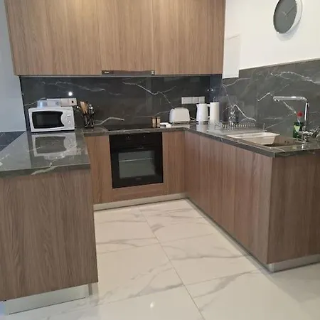 דירה Luxury One Bedroom - Seafront *